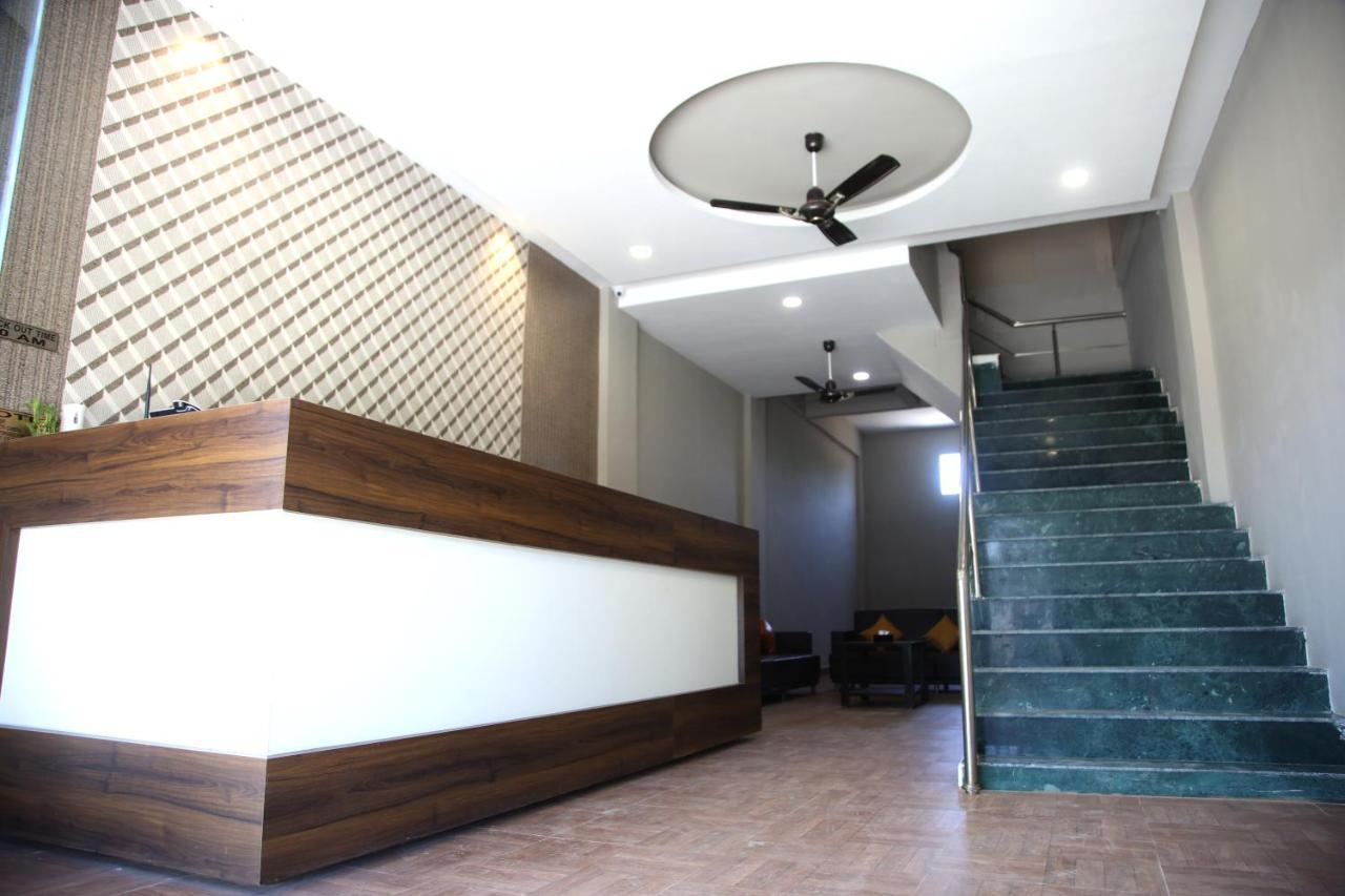 Elite Inn โลนาวาลา ภายนอก รูปภาพ