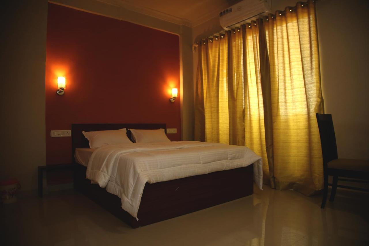 Elite Inn โลนาวาลา ภายนอก รูปภาพ