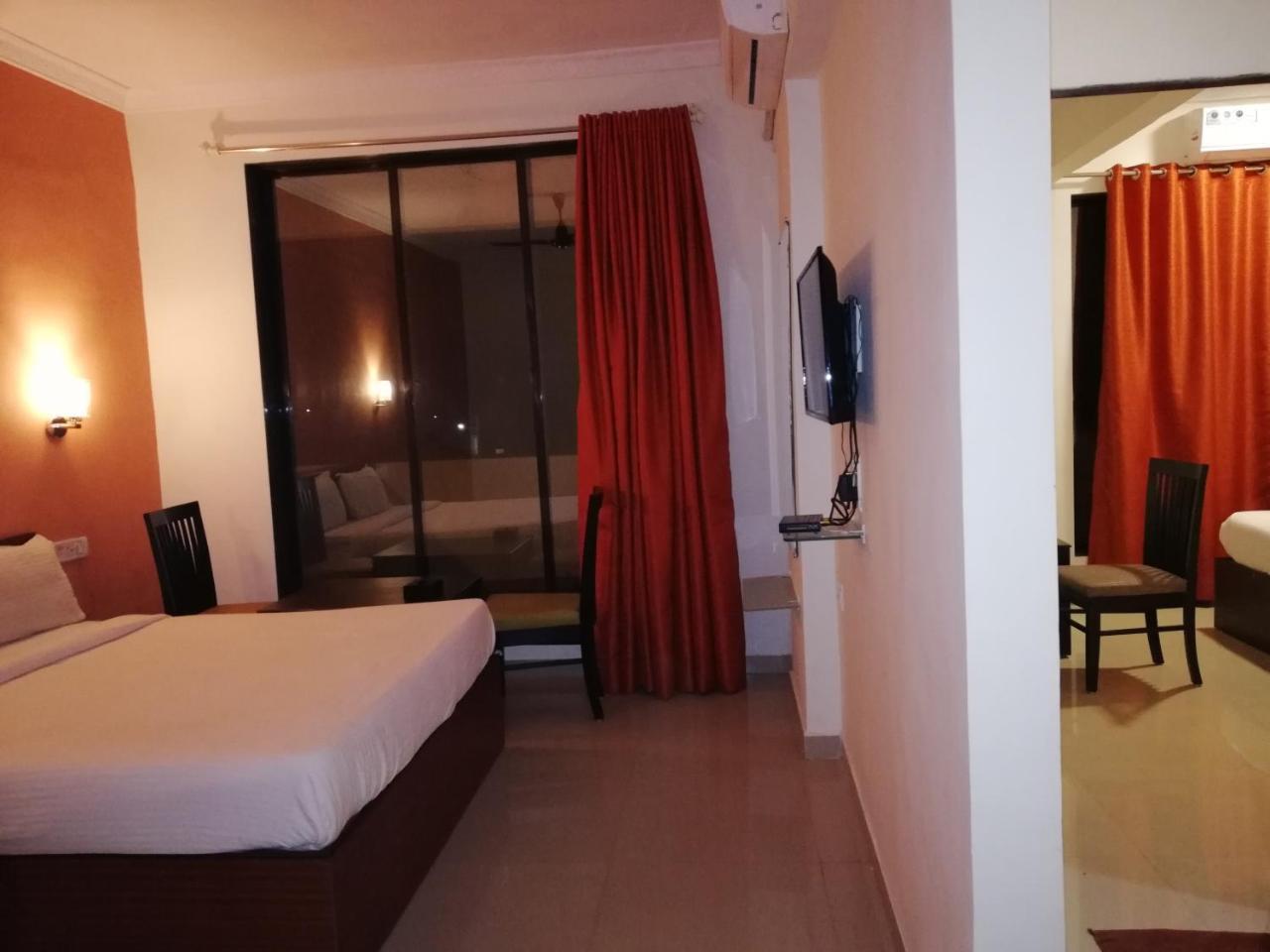 Elite Inn โลนาวาลา ภายนอก รูปภาพ