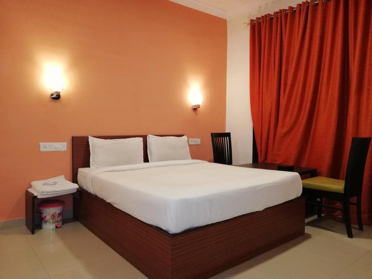 Elite Inn โลนาวาลา ภายนอก รูปภาพ